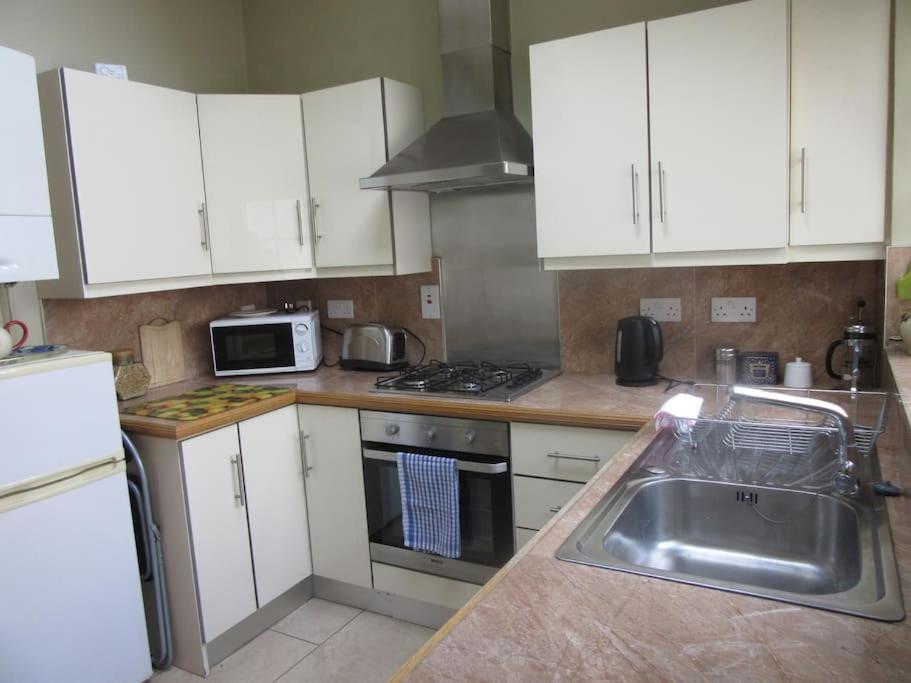 Cathedral Cottage Londonderry ภายนอก รูปภาพ