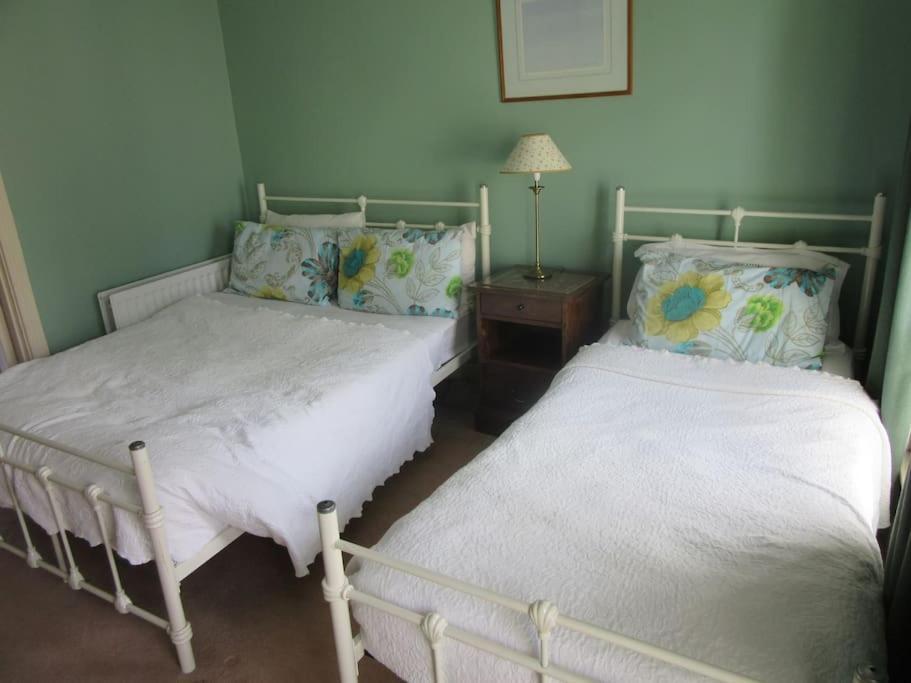 Cathedral Cottage Londonderry ภายนอก รูปภาพ